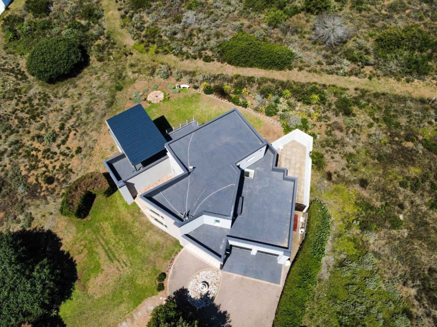 4 Bedroom Property for Sale in Stilbaai Wes Western Cape